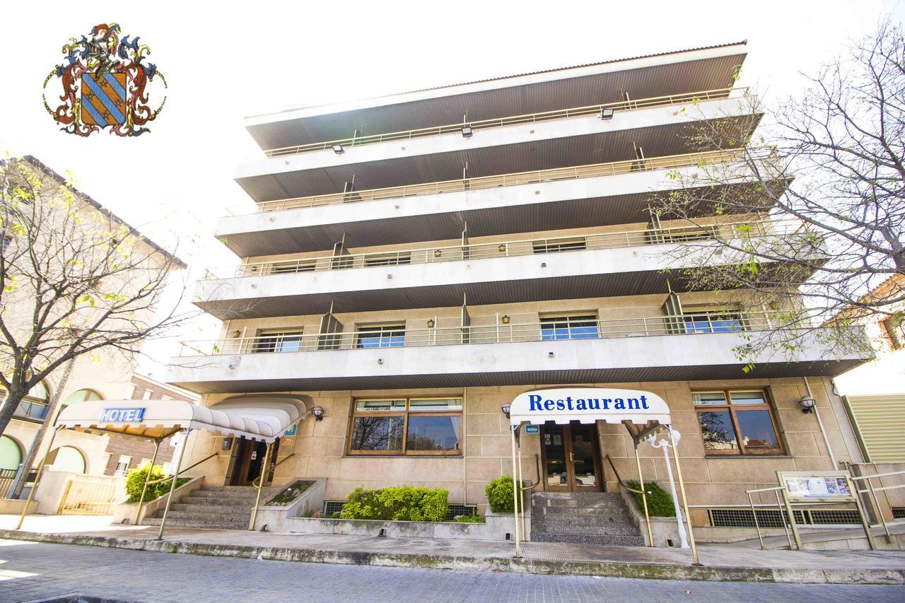 Victoria & Splay Center Hotel