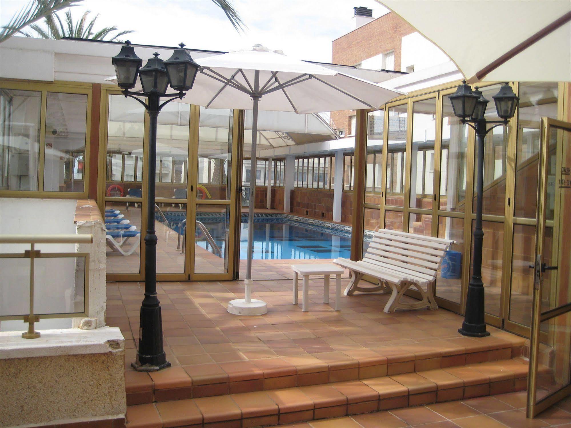 Hotel Victoria & Splay Center