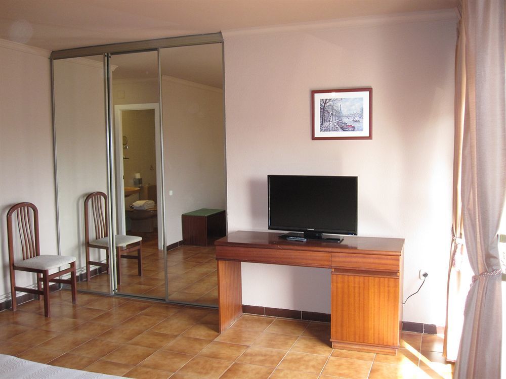 Hotel Victoria & Splay Center
